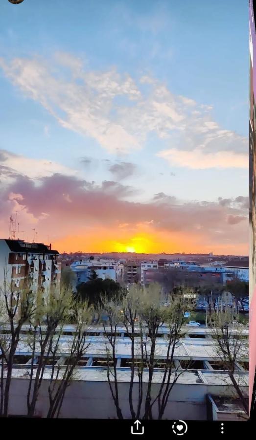 Window In The Sky By Palazzo Senesi Apartment Roma Ngoại thất bức ảnh